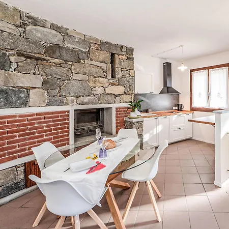 شقة Casa Di Gio By Interhome Casale Corte Cerro